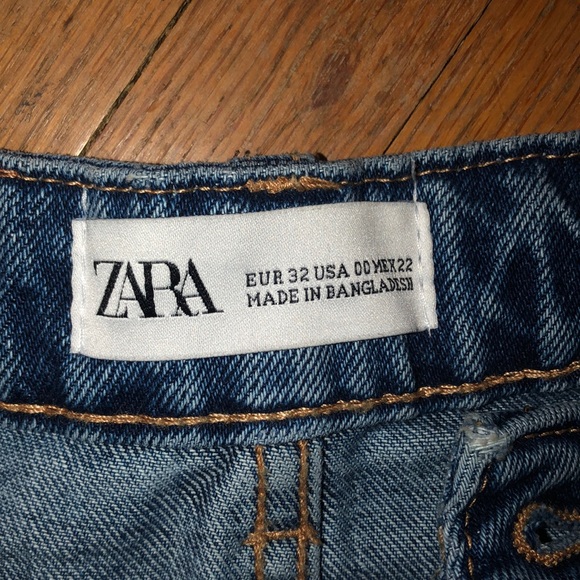 ZARA MOM SHORTS - Picture 2 of 6